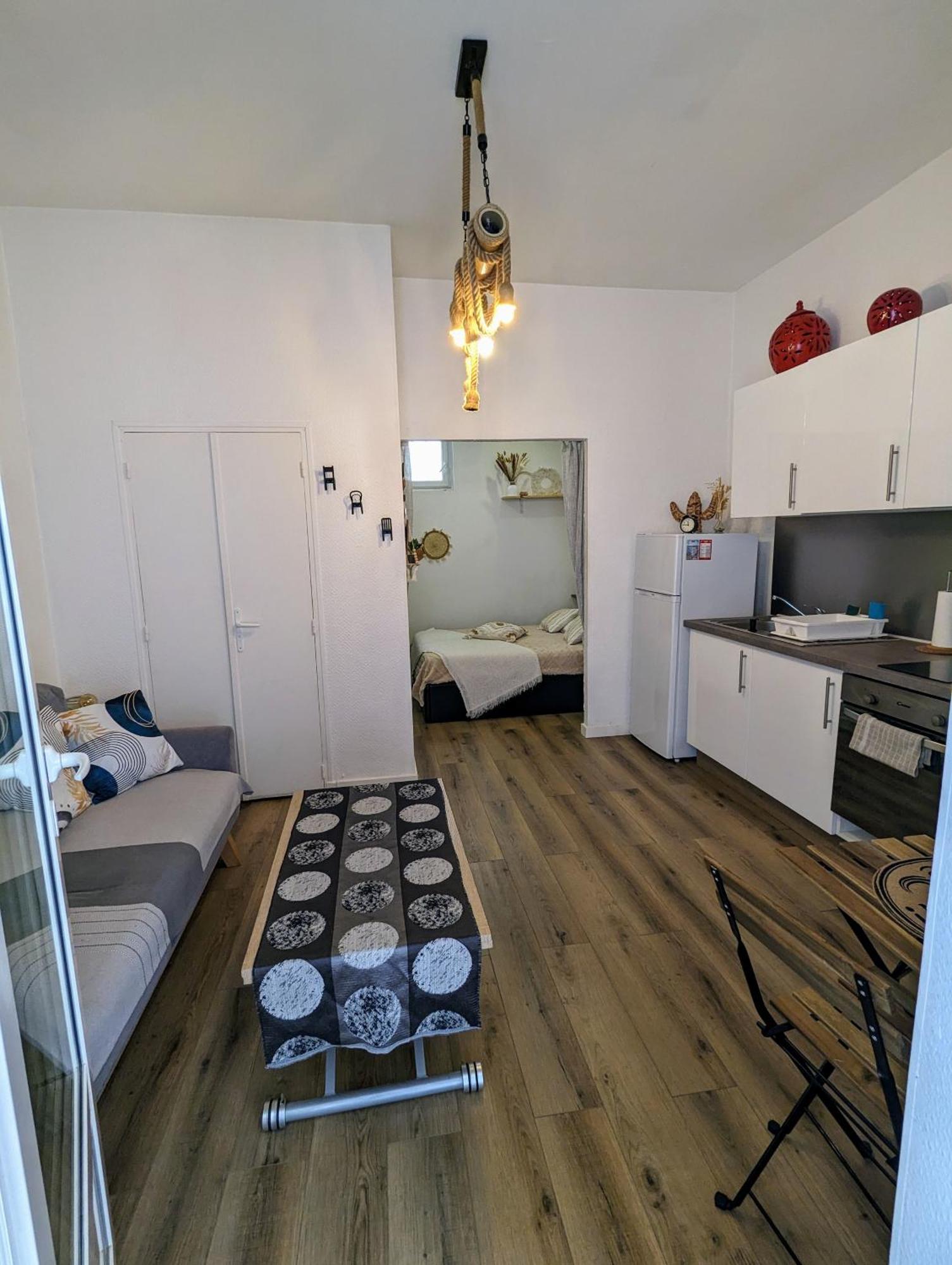 Appartement Cosy Proche Du Port Nice Buitenkant foto